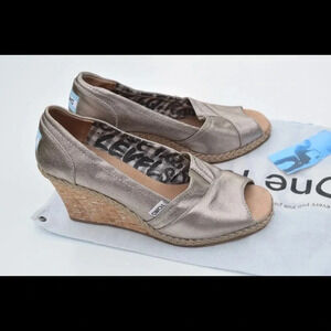 Toms peep toe wedges
